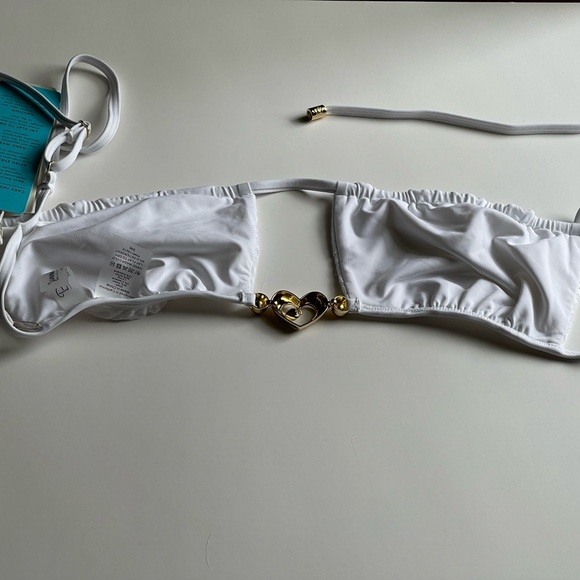 NWT BEACH BUNNY
White RIO STRAPPY BRALETTE-Bikini Top with Gold Heart Detail - Picture 8 of 10